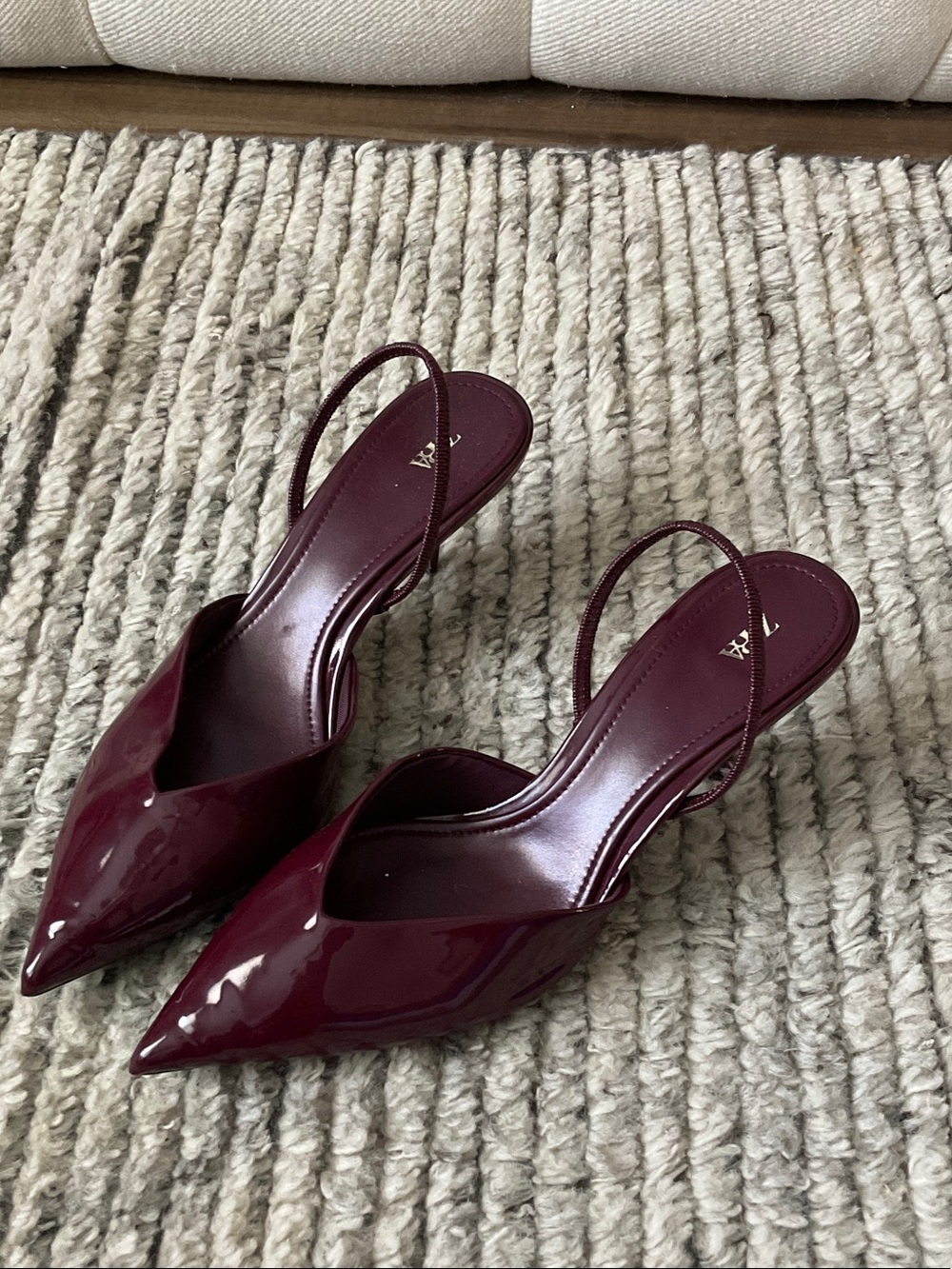 Zara Patent Pointed Slingback Pumps in Burgundy